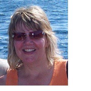 Meet your Posher, Suzanne